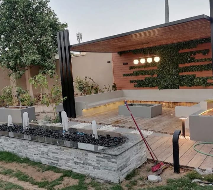 نوافير وشلالات جاهزه