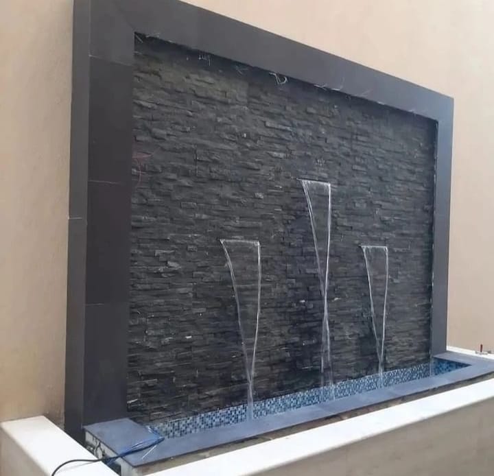 نوافير وشلالات جاهزه